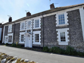 2 Bed in Blakeney NCC66
